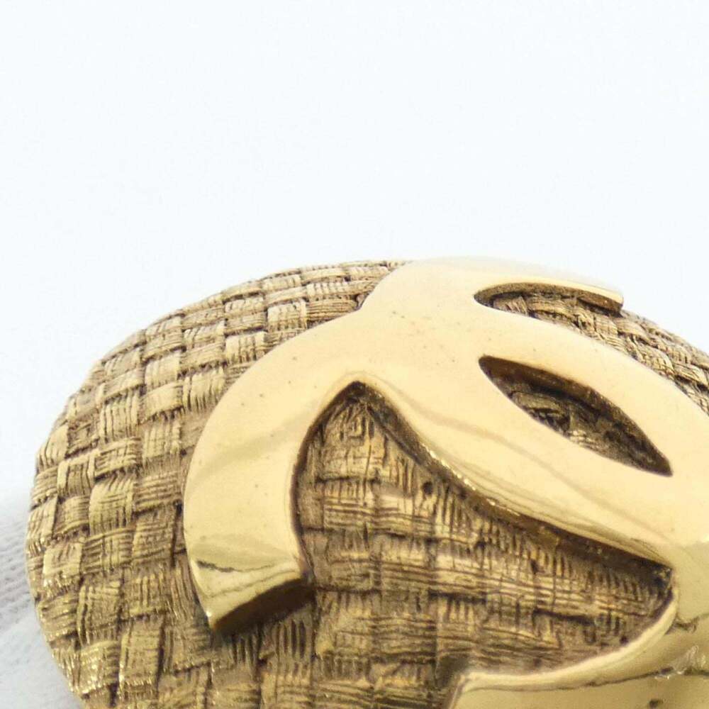 CHANEL Authentic Gold Brooch - Picture 3 of 6